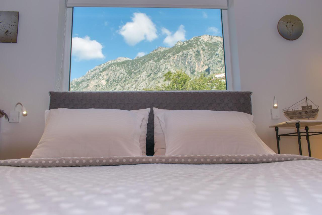Aloe Meli Apartment Каламата Екстериор снимка